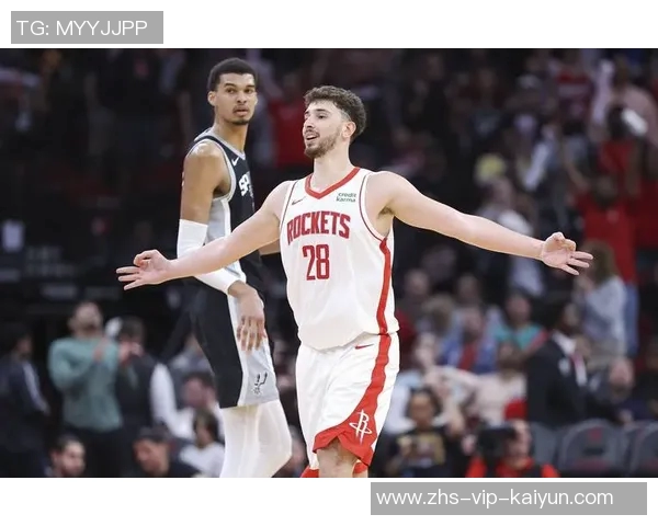 马刺与热火第四场激战回顾关键时刻的精彩瞬间与战术分析